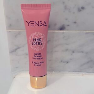 NWT- YENSA Pink Lotus Peptide Renewal Face Cream 1.7 FL OZ
